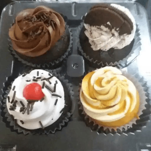 Assorted Cupcakes(4)